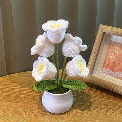 Mini Decoration Knitted Artificial Flower Office Decoration Crochet Tuilip Potted Plant